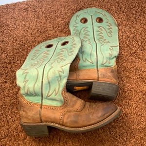 Ariat cowboy boots